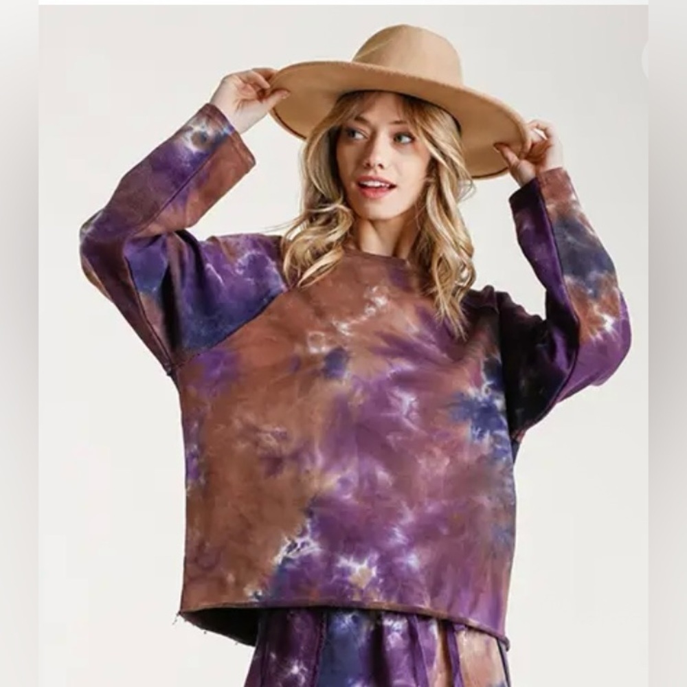 🥰Nwt Umgee Oversized French Terry Tie Dye Raglan Long Sleeve Top with Raw Hem